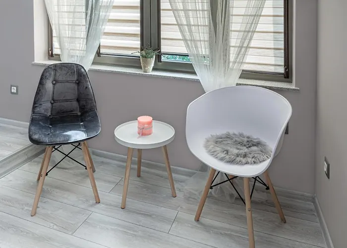 Apartment The Red Roof House